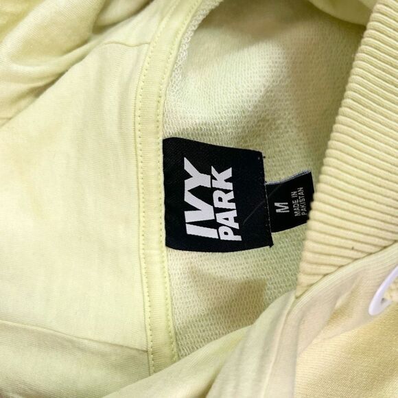 Ivy Park Cropped Hoodie Womens Medium Light Yellow Logo Print Pullover* - Picture 9 of 13